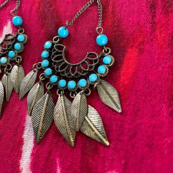 Bohemian Metal Feather Earrings - Picture 4 of 5